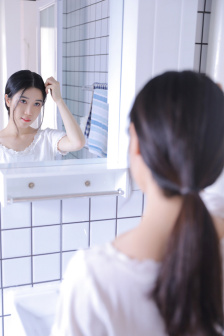 飞行员小姐